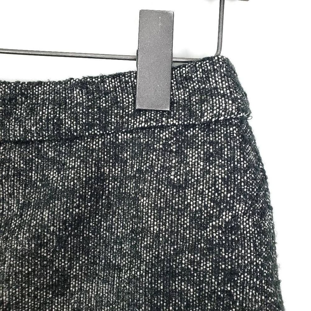 GAP Womens Silver Metallic, Black, & White Tweed Zip Up Lined Mini Skirt Size: 2 - Picture 2 of 5